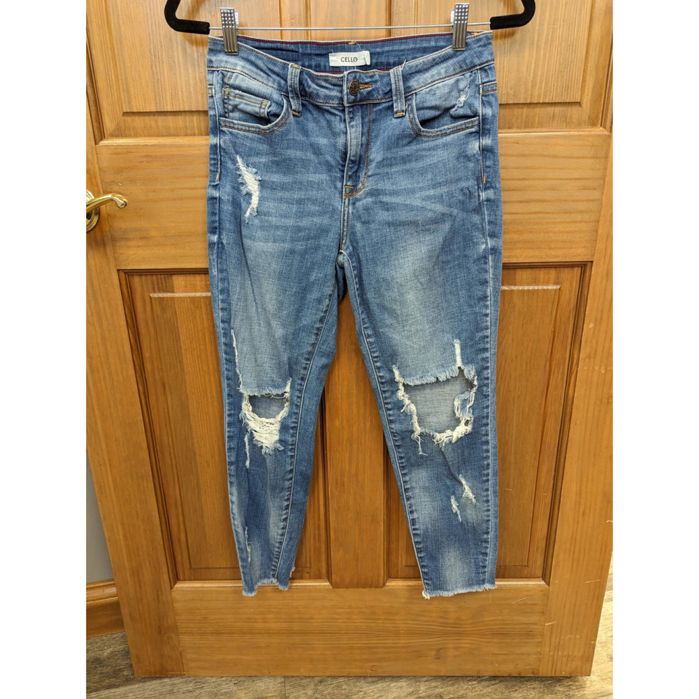 Cello Skinny Distressed jeans. Size 7. RS 51